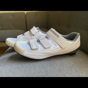 Shimano women’s cycling/spin shoes